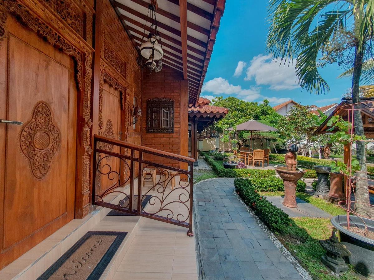 Dem Ayem Heritage Guest House Yogyakarta Eksteriør bilde